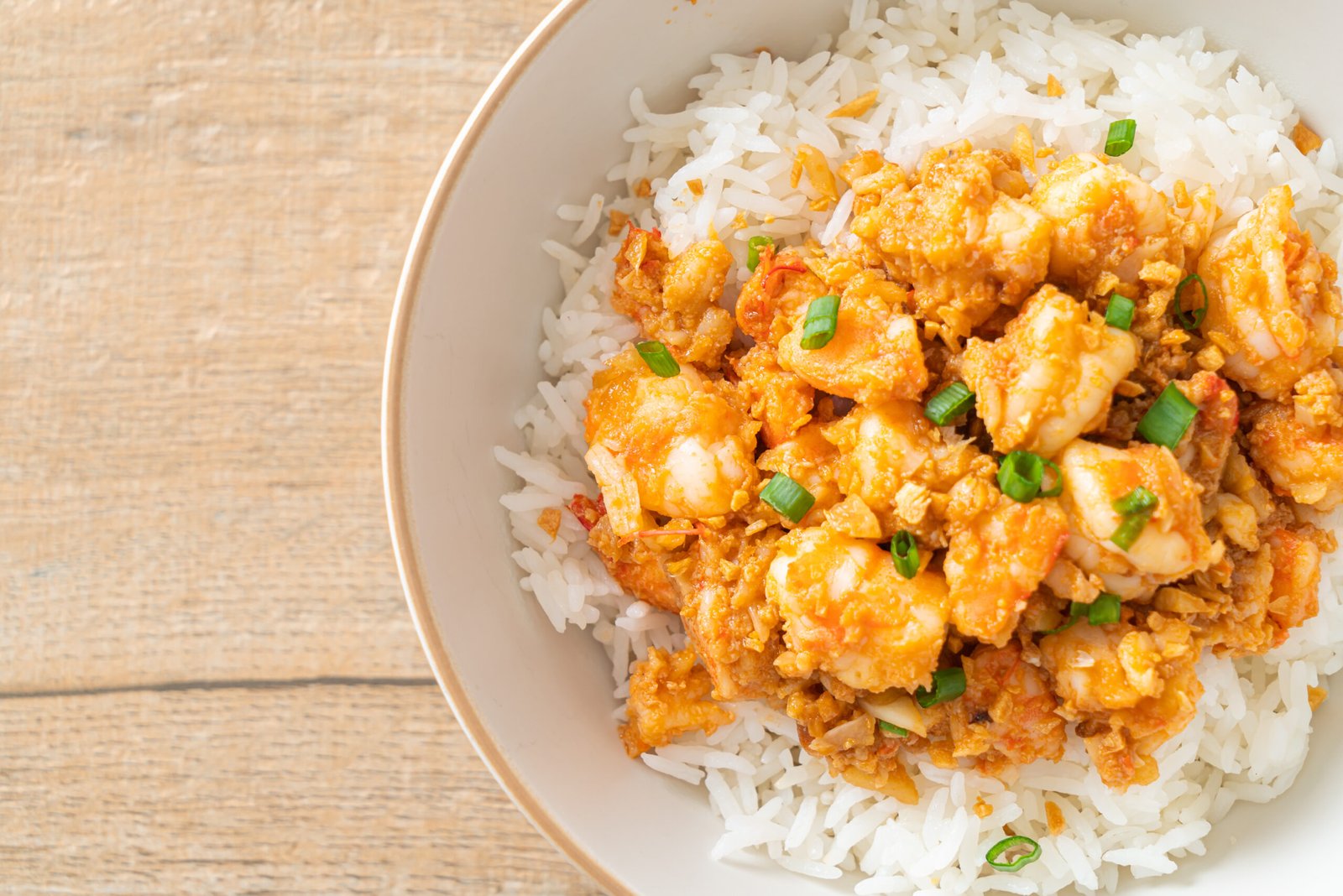 Poulet sauce satay, riz thaï