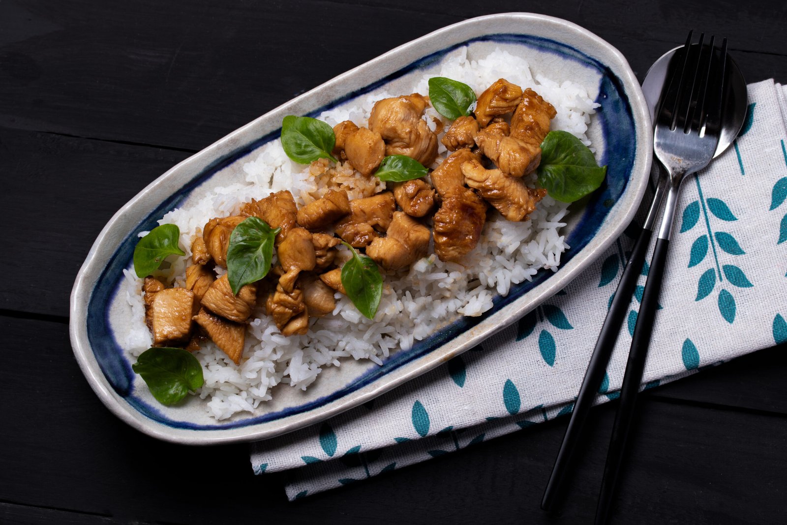 Poulet mariné à la thaï et riz jasmin